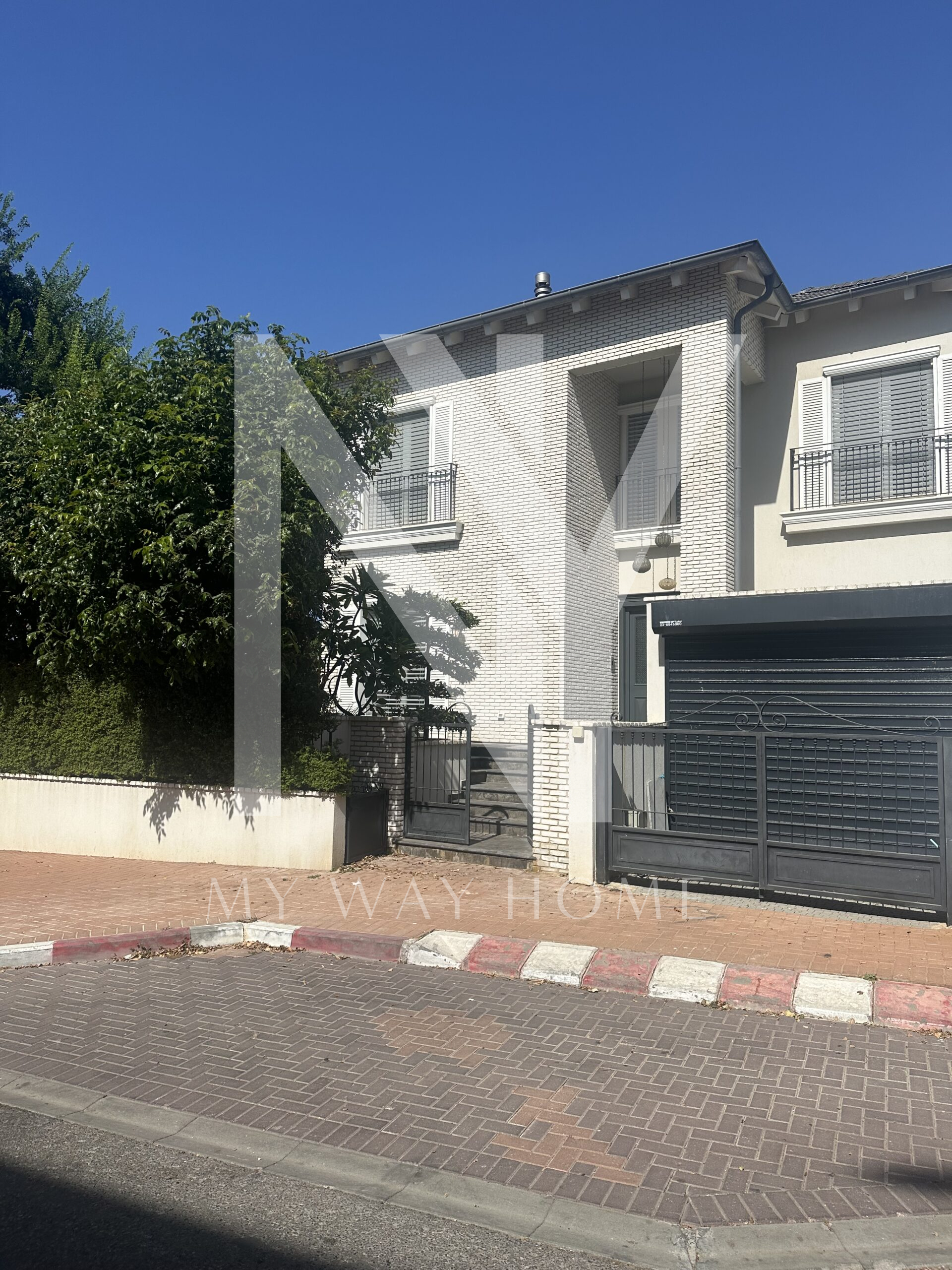 הרצליה פיתוח | וילה קלאסית | קו ראשון לפארק גלי תכלת