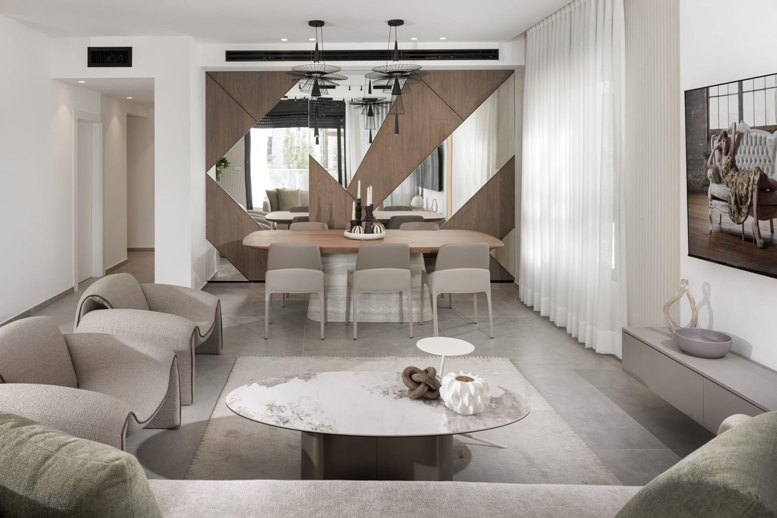 Mini penthouse in Ir Yamim, Netanya - living and dining, model apartment
