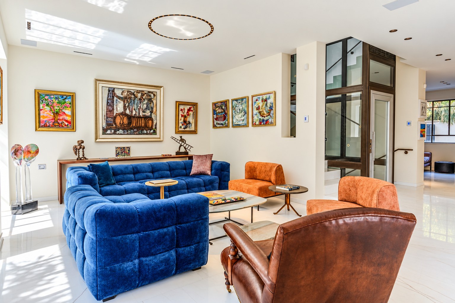 CASA D’ARTE - living room and art collection